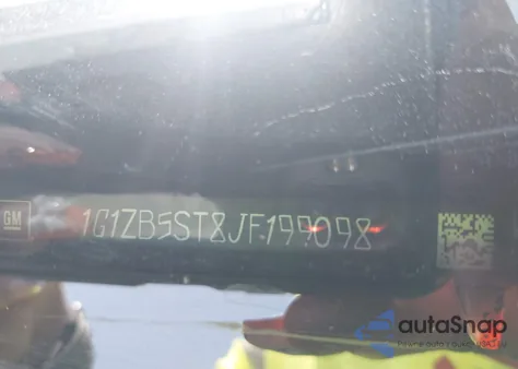 2018 Chevrolet Malibu 1Ls z USA, uszkodzony, nr VIN 1G1ZB5ST8JF199098